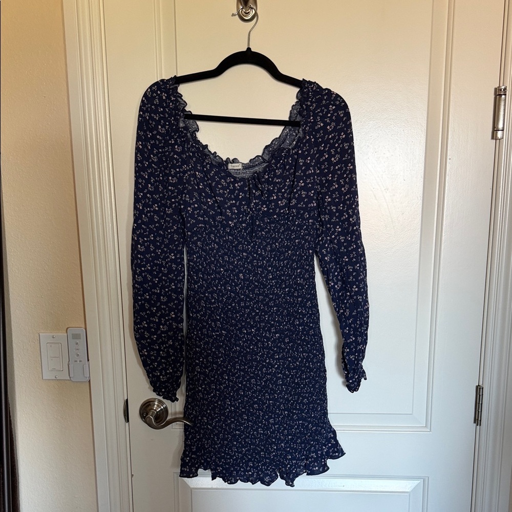 Pink Blush Maternity long sleeve shirred Bodycon dress navy floral